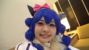 青髪獣人コスプレの可愛い女の子は、フェラチオマスター – イントロ