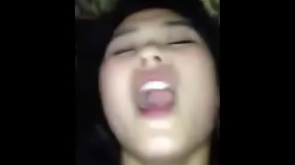 不射嘴里，射逼里